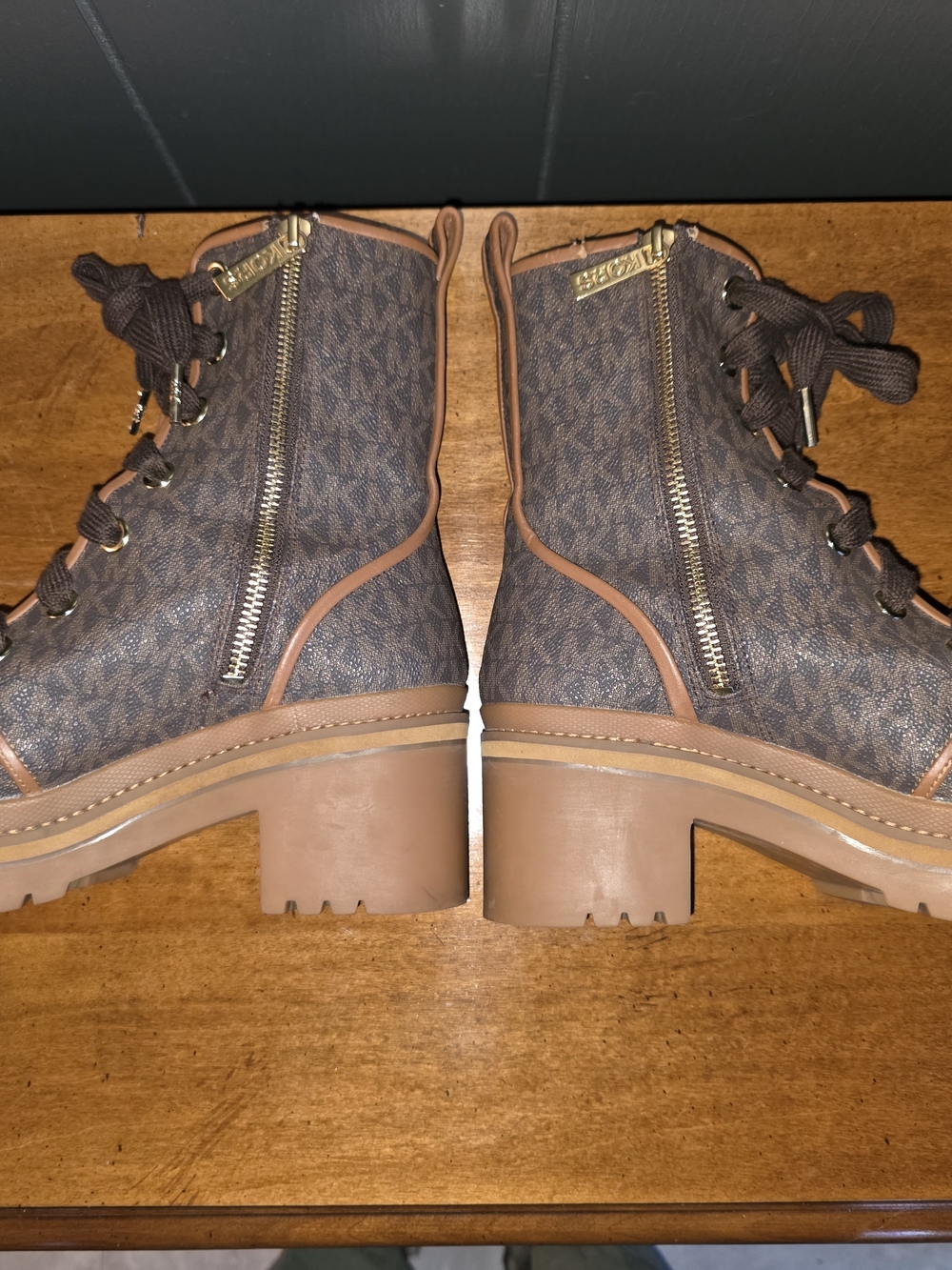 Michael Kors Brown Lace-Up Platform Boots Size 6 - Picture 11 of 16
